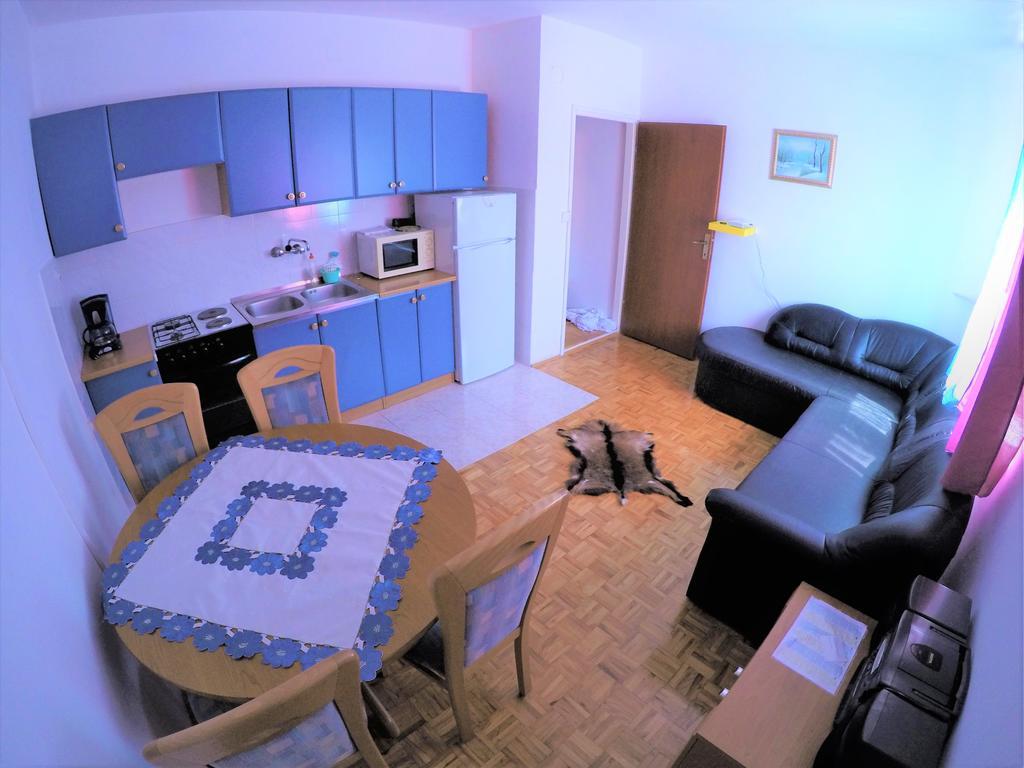 Orange City Apartment'S Repic Biograd Na Moru Exterior foto